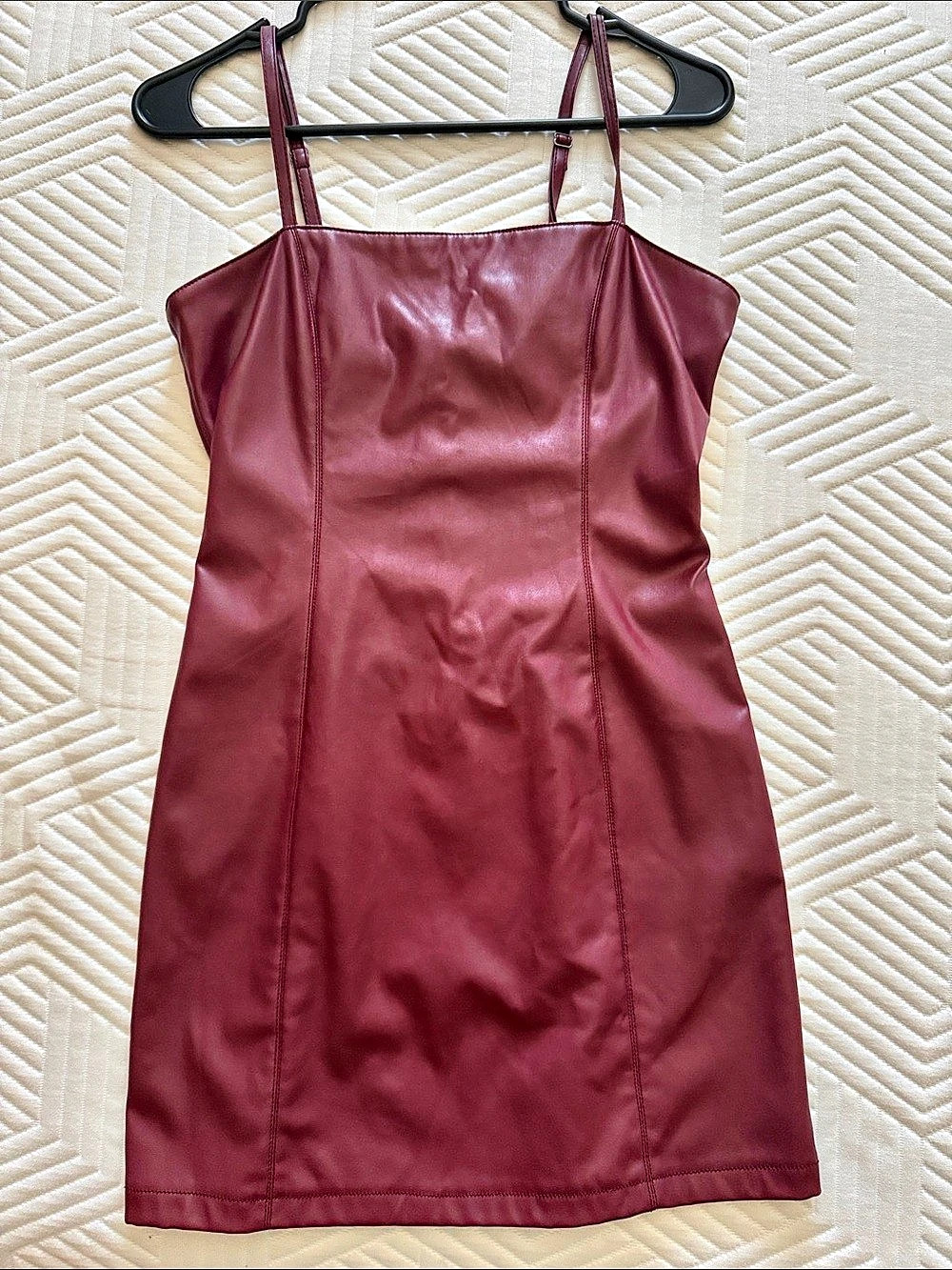 Forever 21 Faux Leather Mini Dress in Burgundy Size Small Like New